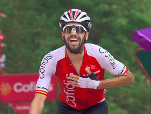 Jesús Herrada consigue la primera victoria española en la Vuelta. Vía: La Vuelta