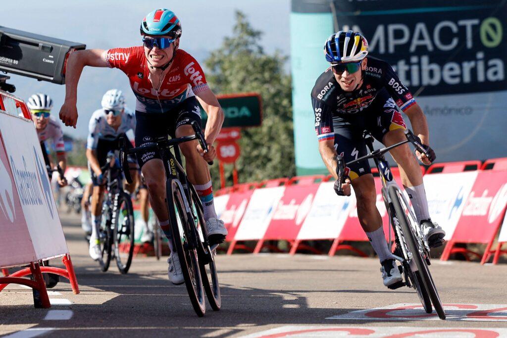 Pelea en la meta de La Vuelta a España.